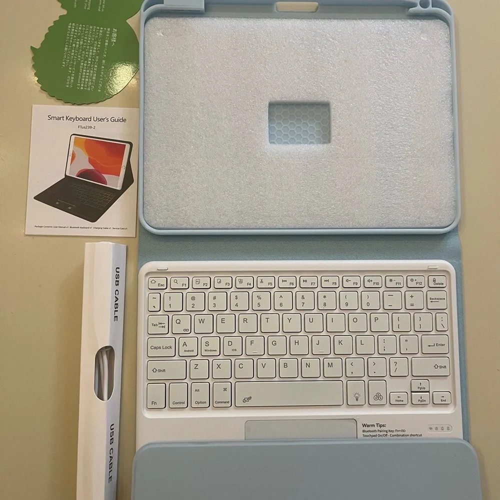 COO iPad 10.9/11-inch Keyboard Case with Trackpad